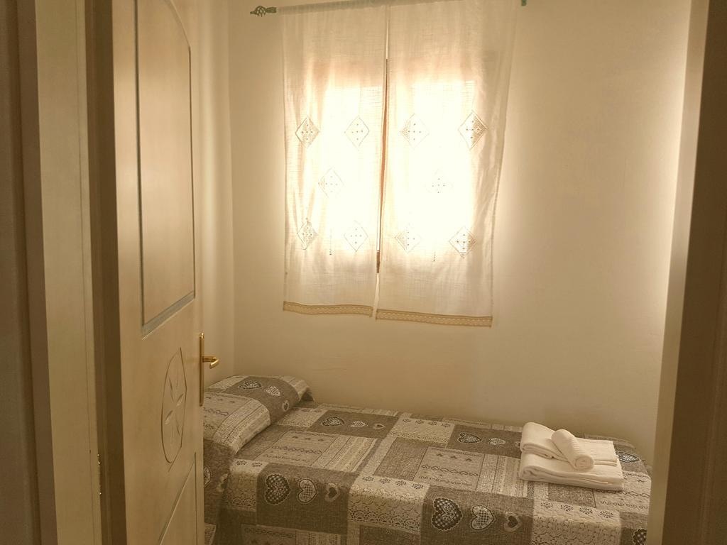 Case Vacanza Rosa Porto San Paolo  Luaran gambar